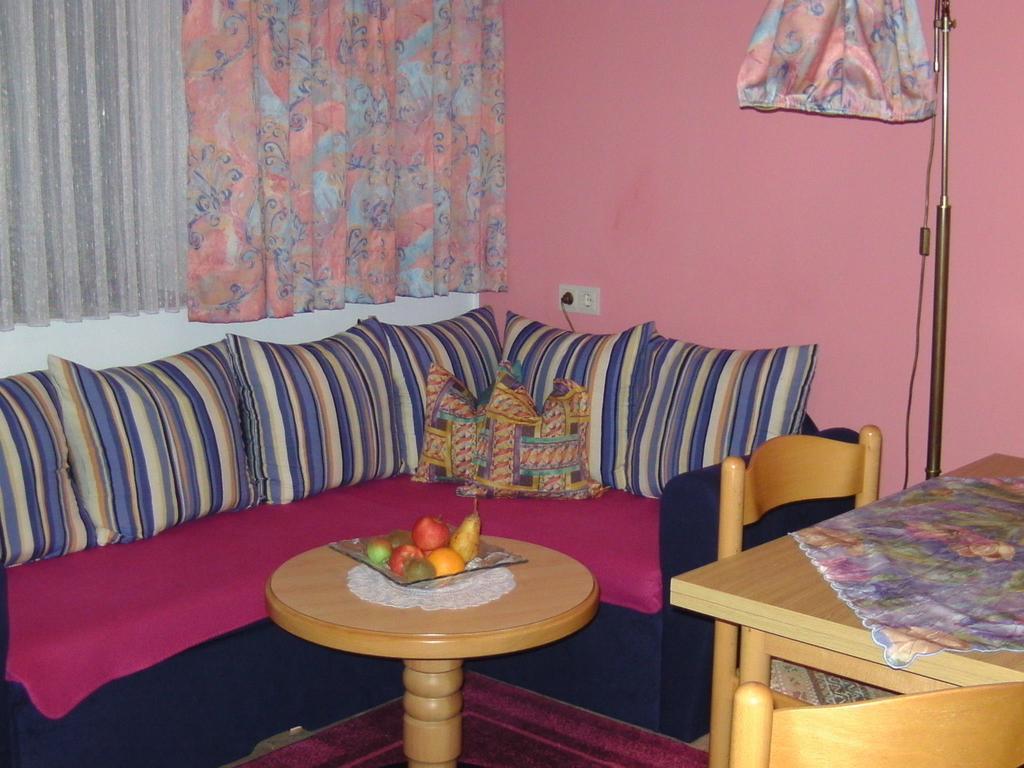 Appartement Ria Бад Кляйнкирххайм Экстерьер фото